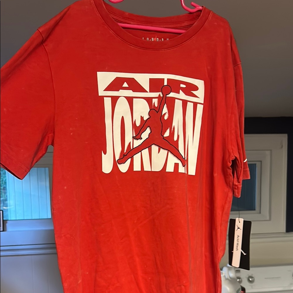 Jordan Red acid wash Short Sleeve Tee